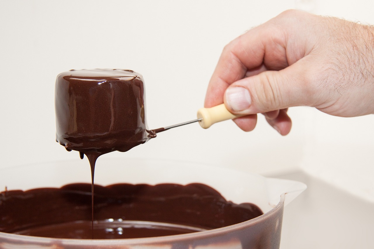1697100689656010484.jpg chocolate-170446_1280.jpg